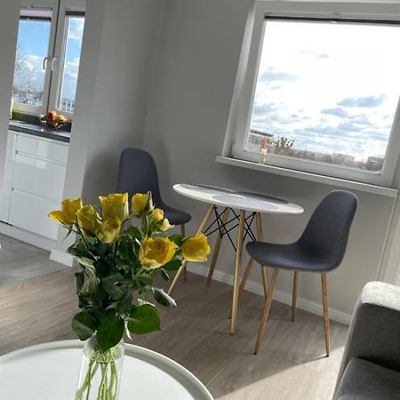 Luxury White Apartment By Marta رادوم المظهر الخارجي الصورة